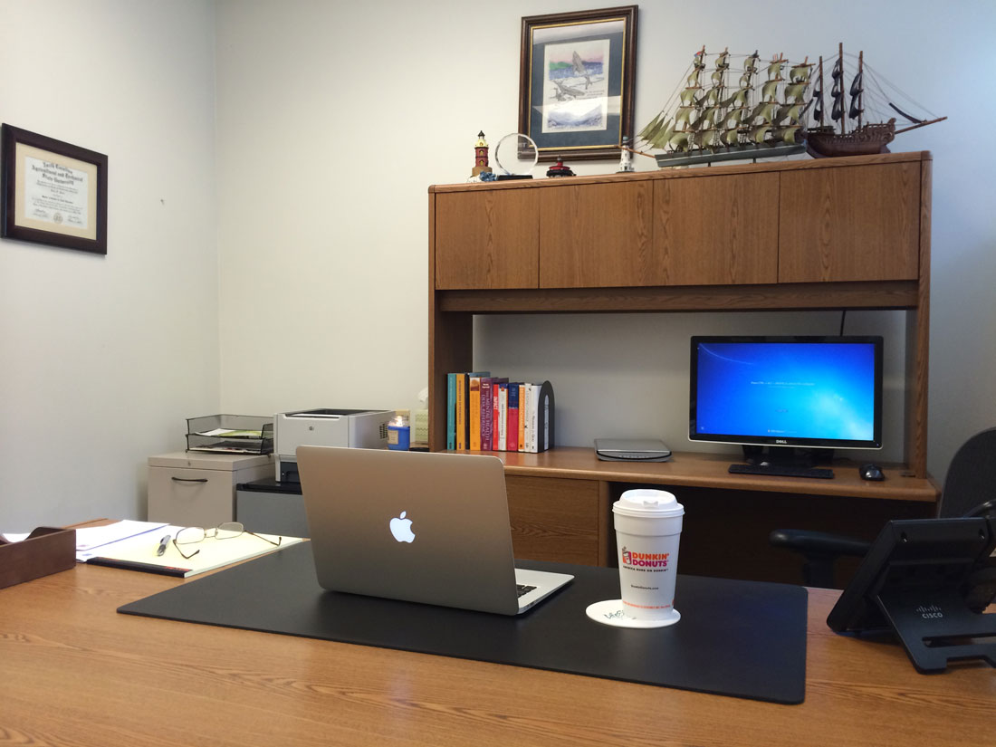 Dr. Terry Portis' office setup