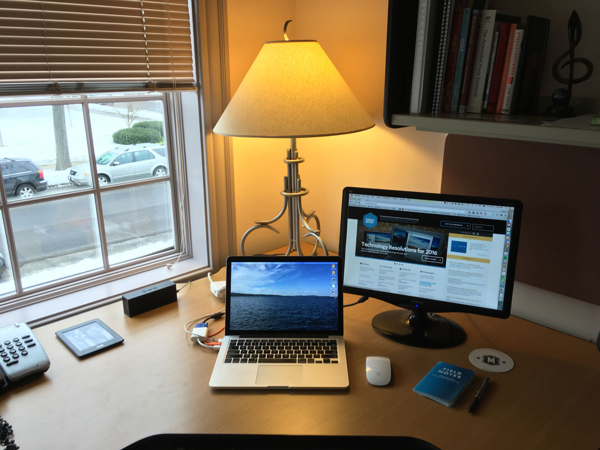 Andrew Meyers' office setup