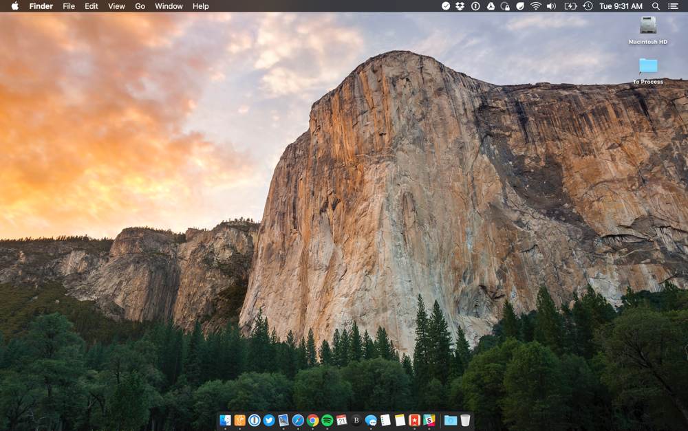Bradley Chambers' MacBook Pro desktop