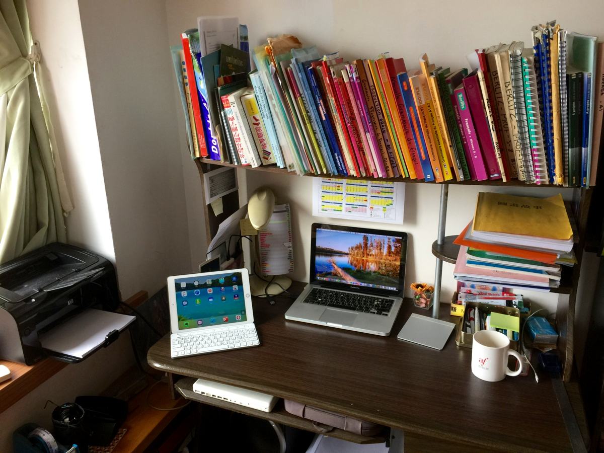 Ludovic Bubner's desk