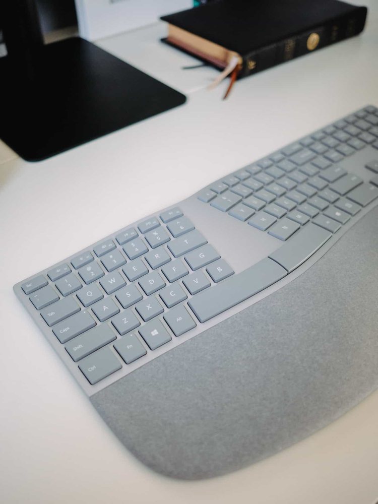 A Review Of The Microsoft Surface Ergonomic Keyboard The Sweet Setup