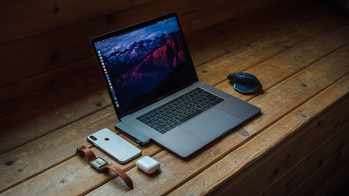 Jackson Hayes' desk