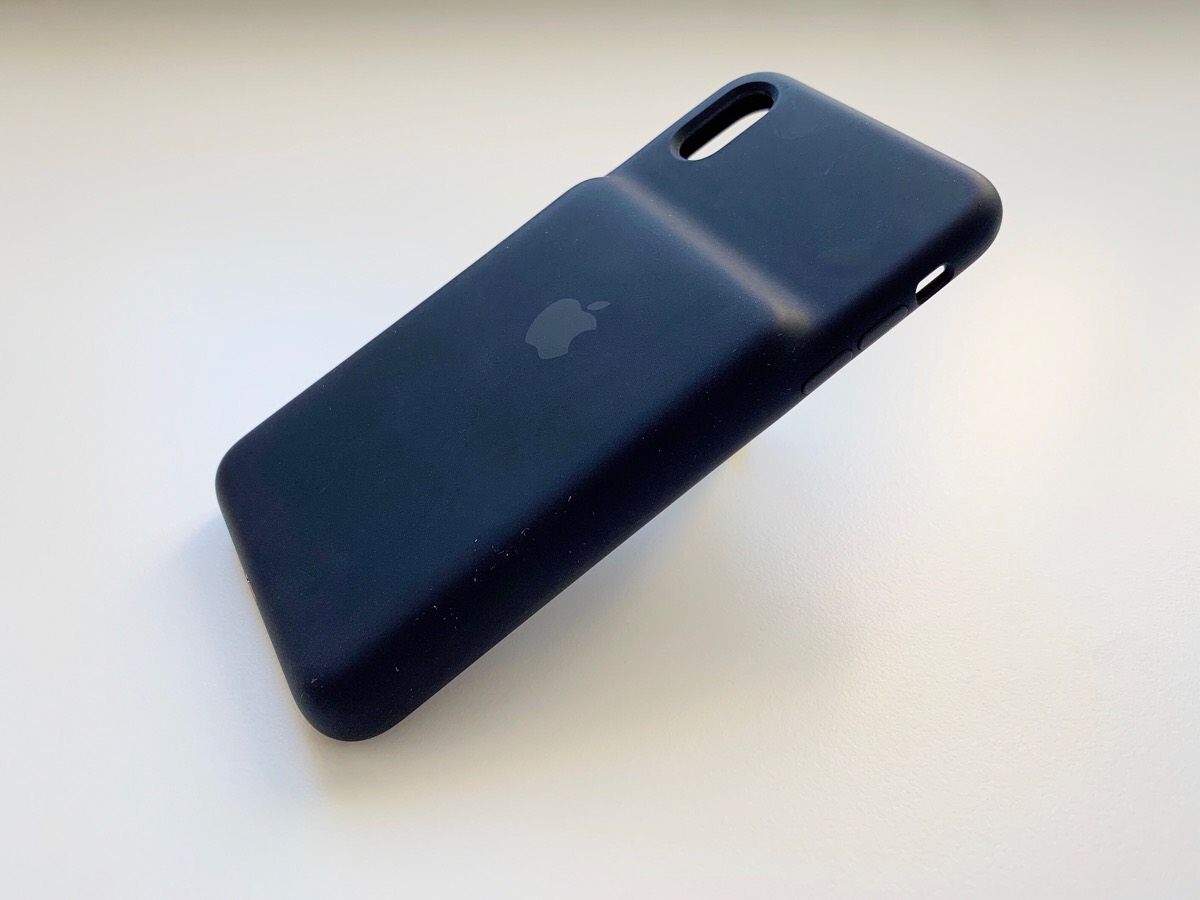 Apple Smart Battery Case for iPhone XS, XS Max, XR review