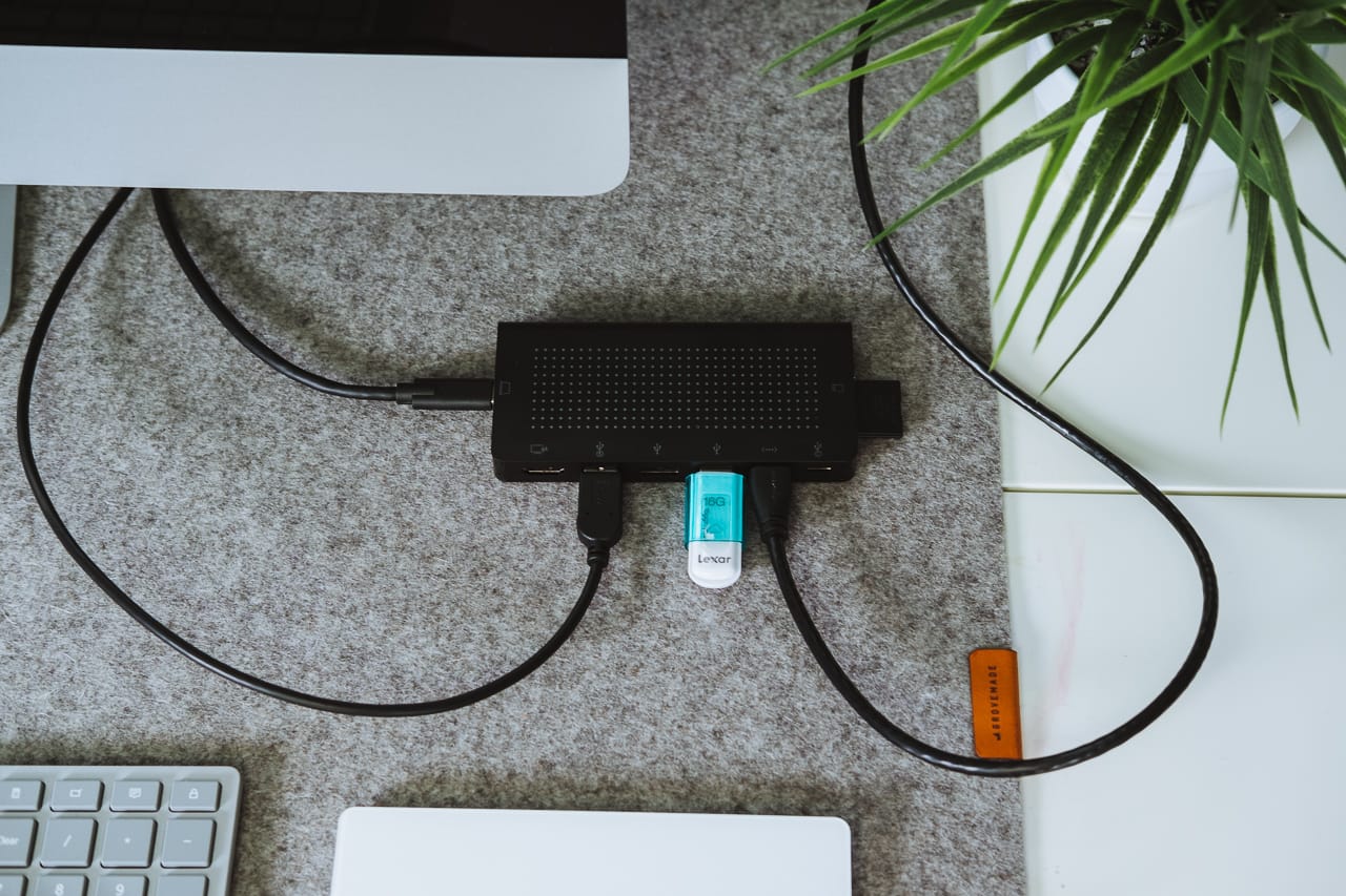 Twelve South StayGo Mini USB-C Hub