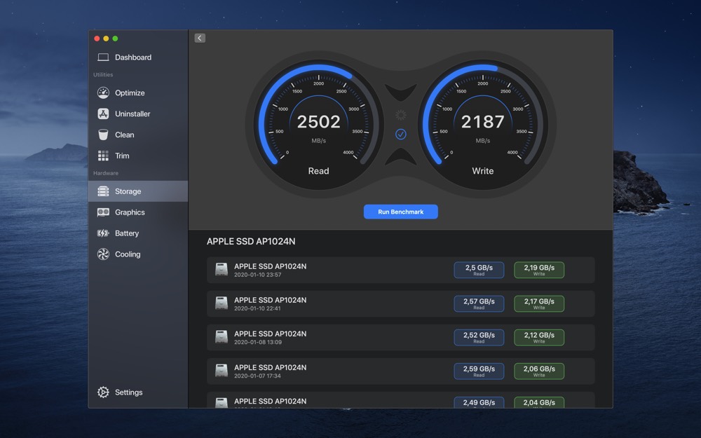 Benchmark Desktop Dark Hi-Res