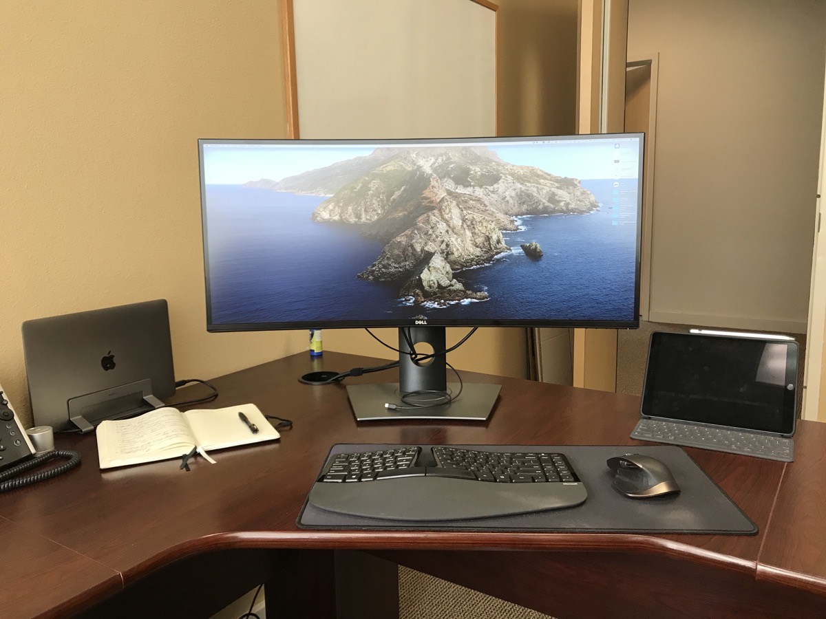 Kyle Bauman's desk setup