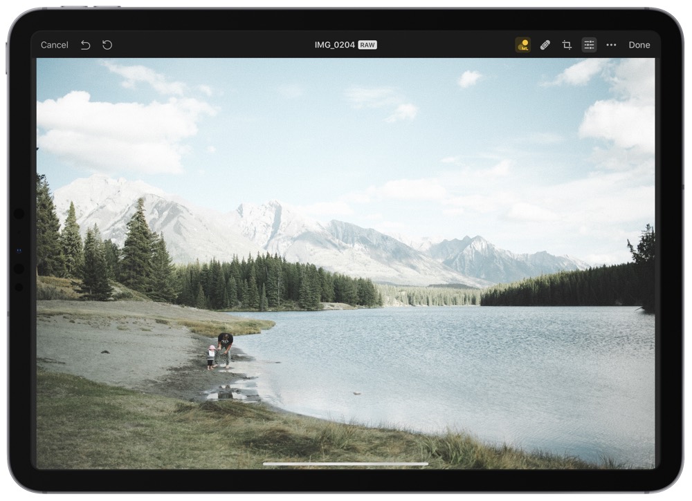 Pixelmator Photo 1.2 Adds Cursor and Split View Support, ML Match Colors,  and More - MacStories