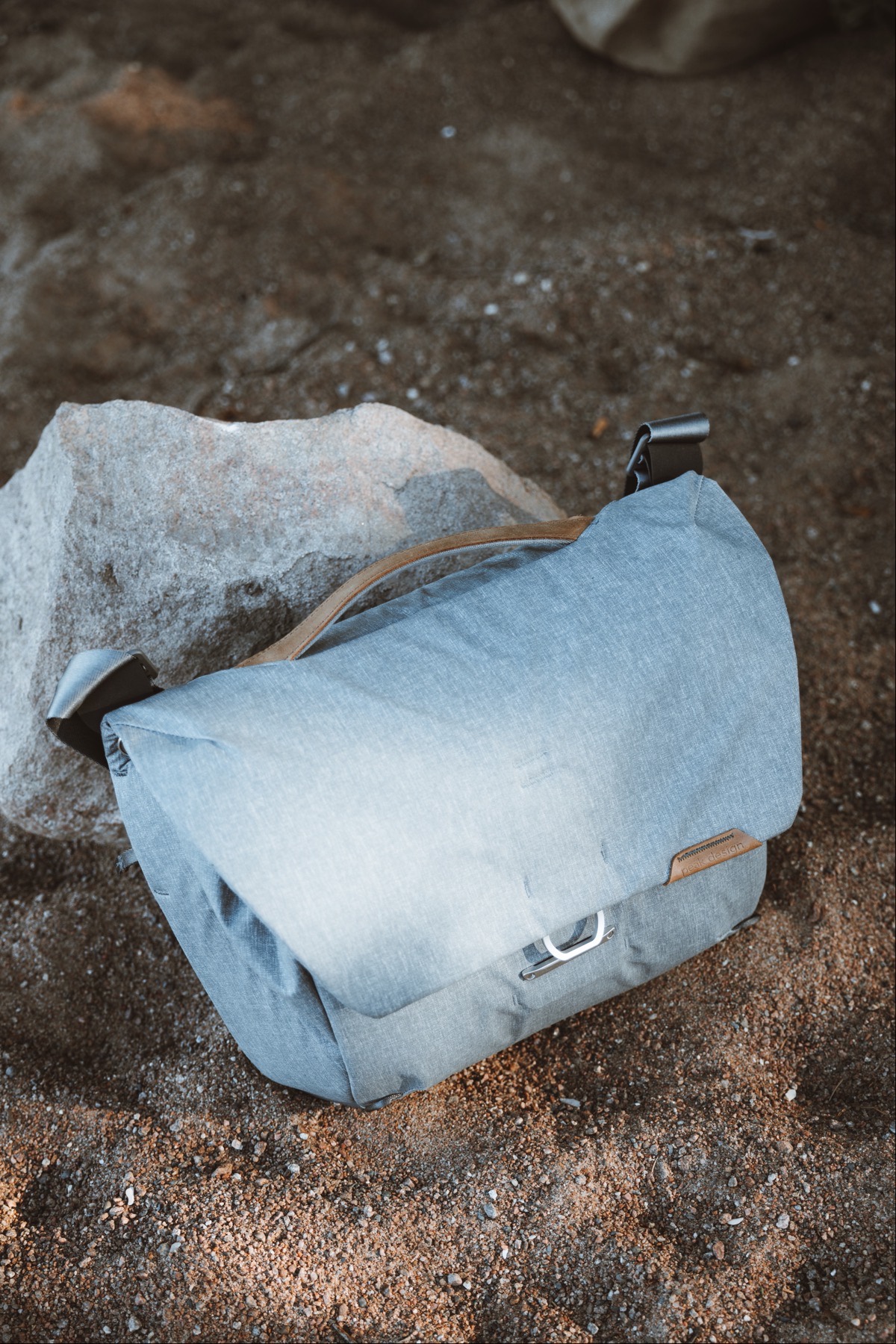 Review: The Peak Design Everyday Messenger Bag (V2) – The Sweet Setup