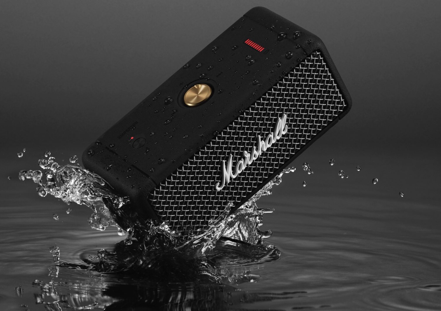 marshall-emberton-portable-bluetooth-speaker-ipx7-water-resistance