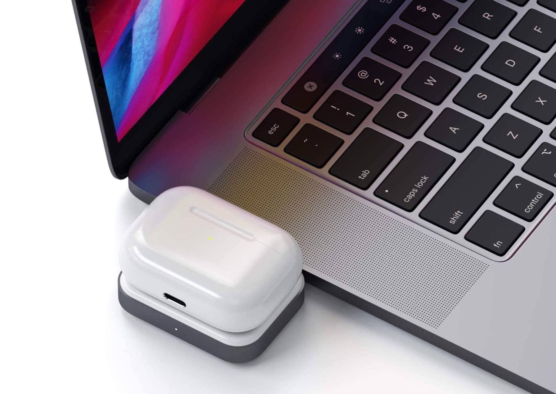 satechi-usb-c-wireless-charging-dock-for-airpods-2