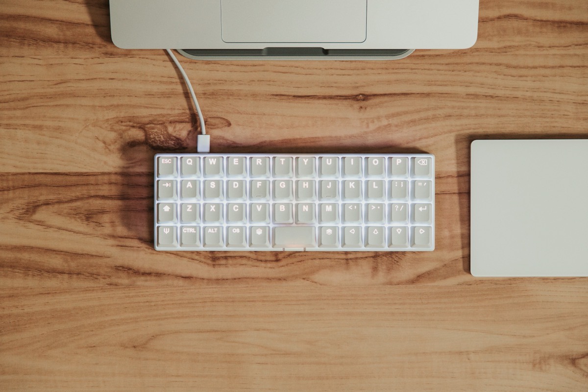 planck keyboard bluetooth