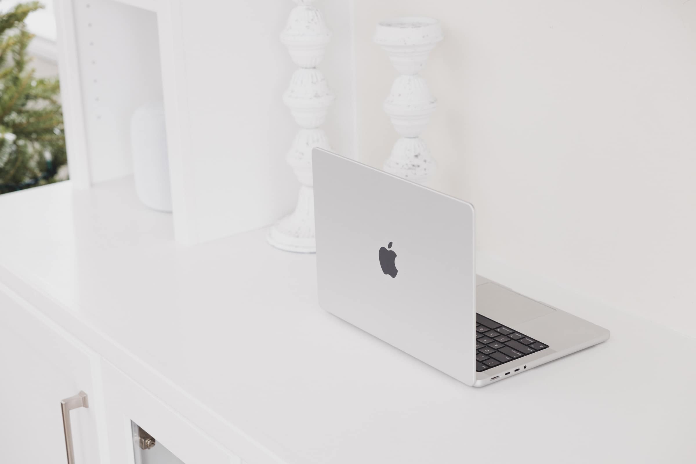 how to write an essay on macbook pro